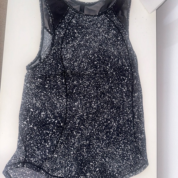 super cute!! black and white lulu tank!! - Picture 3 of 4